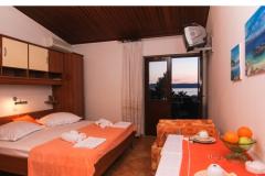 Apartmaji dominovic-Mladinov  Apartma 2 – studio+1 foto 1