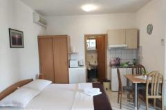 Apartmaji Pavić Promajna Soba 5 – 2+1_prizem foto 3