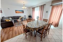Apartmaji Sanja Apartma 4 – Frane 9 foto 1