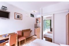 Apartmaji Mimoza Apartma 2 – AP2 rozi foto 3