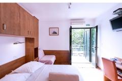 Apartmaji Mimoza Apartma 2 – AP2 rozi foto 4