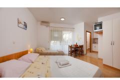 Hiša  Marta Apartma 3 – studioA2+1 foto 1