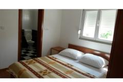Apartmaji na plaži 'BRALIC' Apartma 2: (2+2) – AP 2+2 foto 3