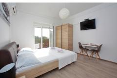 Apartmaji Suzy Apartma 2 – Studio+1 foto 2