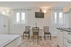 Apartma Miro Apartma 2 – A 6+1 foto 3