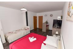 Apartmaji Lovre Apartma 2 – StudioA2+1 foto 3