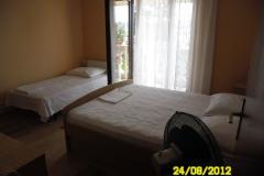 Apartmaji Kvarantan i Karabatić  Apartma 2 – apartman foto 1