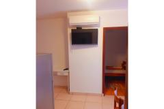 VILLA BERNARD..150 m plaža DRAŽICA Apartma 2 – A4+1 ap. foto 3