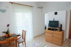 Apartmaji Tiho i Jelena Apartma 2 – Fureal foto 4