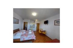 Apartmaji Čikeš Apartma 5: (2+1) – žuti - A3 foto 2