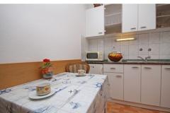 Apartmaji Hrvoje  Apartma 1 – Bura foto 2
