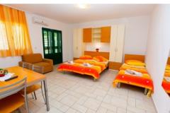 Apartmaji Jadranko Apartma 3 – A3 (3+1) foto 3