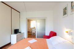 Apartmaji Ira Apartma 2 – Prizemlje foto 5