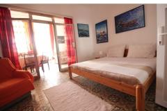 Apartmaji ĐINA Selce Apartma 3 – APT 4+2 foto 2