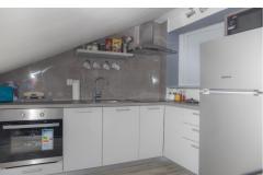 Apartmaji Colosseum Apartma 2 – LENI foto 4