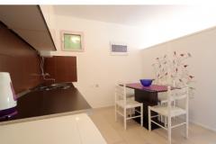 Lila Apartmaji Apartma 1 – Pogled vrt foto 3