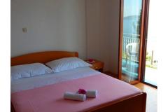 Apartmaji ANA Drvenik Apartma 2 – AP 4+1 foto 2