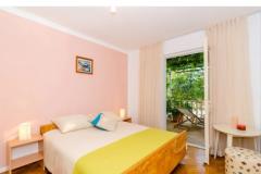 Hiša Two Pines Apartma 1 – Kuća foto 4