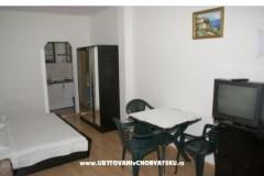 Apartmaji Stipić Apartma 2 – A2+1b foto 3