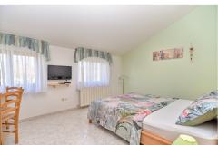 Apartmaji MiBi Soba 5 – mibi foto 4