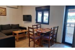 Apartmaji Rudez - pool - jacuzzi  Apartma 2 – 2 bedroom foto 1