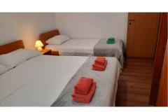 Apartmaji Rudez - pool - jacuzzi  Apartma 2 – 2 bedroom foto 4