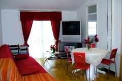 Vila Smirna 4*  z bazenom  Apartma 3 – Ap9,6(3+2) foto 4
