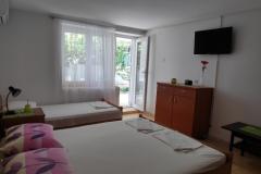 Apartmaji Aničić Apartma 2 – Garsonjera foto 4