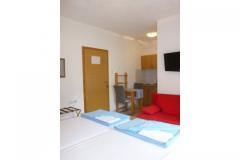 Apartmaji Grozdana Apartma 1 – Studio 2+1 foto 1