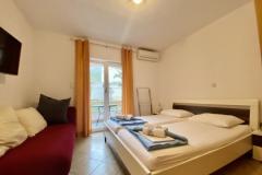 Apartmaji Grozdana Apartma 1 – Studio 2+1 foto 5
