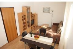 Apartmaji Nena Gradac Apartma 2 – A2 foto 1