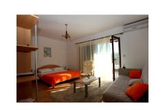 Apartmaji Brkan Apartma 1 – orange foto 1