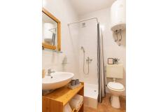 Apartmaji LAVANDA Apartma 1 – A1 2+2 foto 3