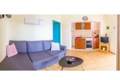 Apartmaji Vlahušić  Apartma 3 – DORA foto 3