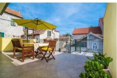 Apartmaji Ana Apartma 3 – kuca za od foto 1