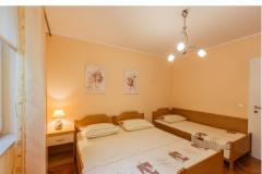 Apartmaji Mirjana Apartma 2 – A2 foto 3