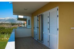 Villa Lucija Apartma 2 – 6+1 first foto 3