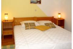 Apartmaji Deak Komarna Apartma 6 – žuti foto 5