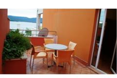 Apartmaji Deak Komarna Apartma 7 – 7zeleni3+2 foto 1