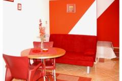 Apartmaji Deak Komarna Apartma 2 – BR.2crveni foto 2