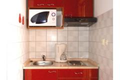 Apartmaji Deak Komarna Apartma 2 – BR.2crveni foto 3