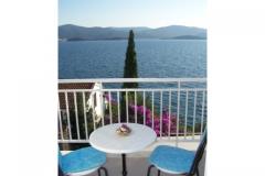 Apartmaji Mediterraneo Apartma 1 – A2 2+2 foto 2