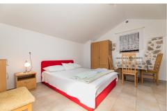 Apartmaji Crnčić Apartma 5 – STUDIO foto 4