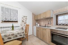 Apartmaji Crnčić Apartma 5 – STUDIO foto 5