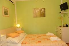 Apartmaji Lorena Apartma 4 – studio3 foto 5