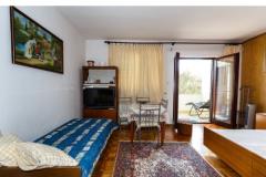 Apartmaji Otok Krk  Soba 3: (2+1) – STUDIO S2+ foto 3