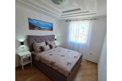 Apartmaji Blazevic, Njivice Apartma 4: (2+2) – PINK YH foto 1