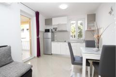 Apartmaji Gorica 1- with Pool, 200 Apartma 2 – Gorica 1/4 foto 4