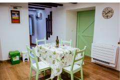 Apartmaji Funtana  Apartma 2 – Cecilia foto 3