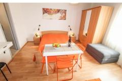 Apartmaji AnkaIrma Apartma 3 – Orange foto 3